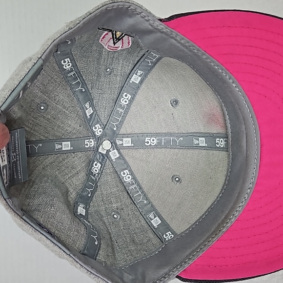 New Era |Men's NFL 59Fifty New Orleans Saints Horizon of Hope Baseball Cap 7 1/8 - Picture 11 of 14